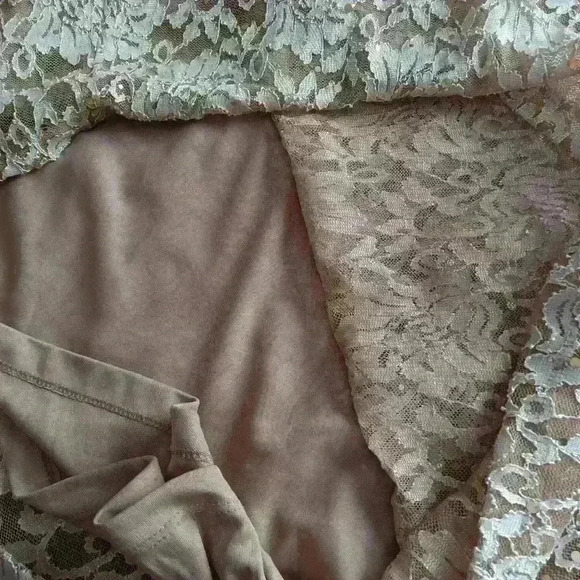 Cardalite Women's Dress Nude/tan sequined 2X - Picture 12 of 15